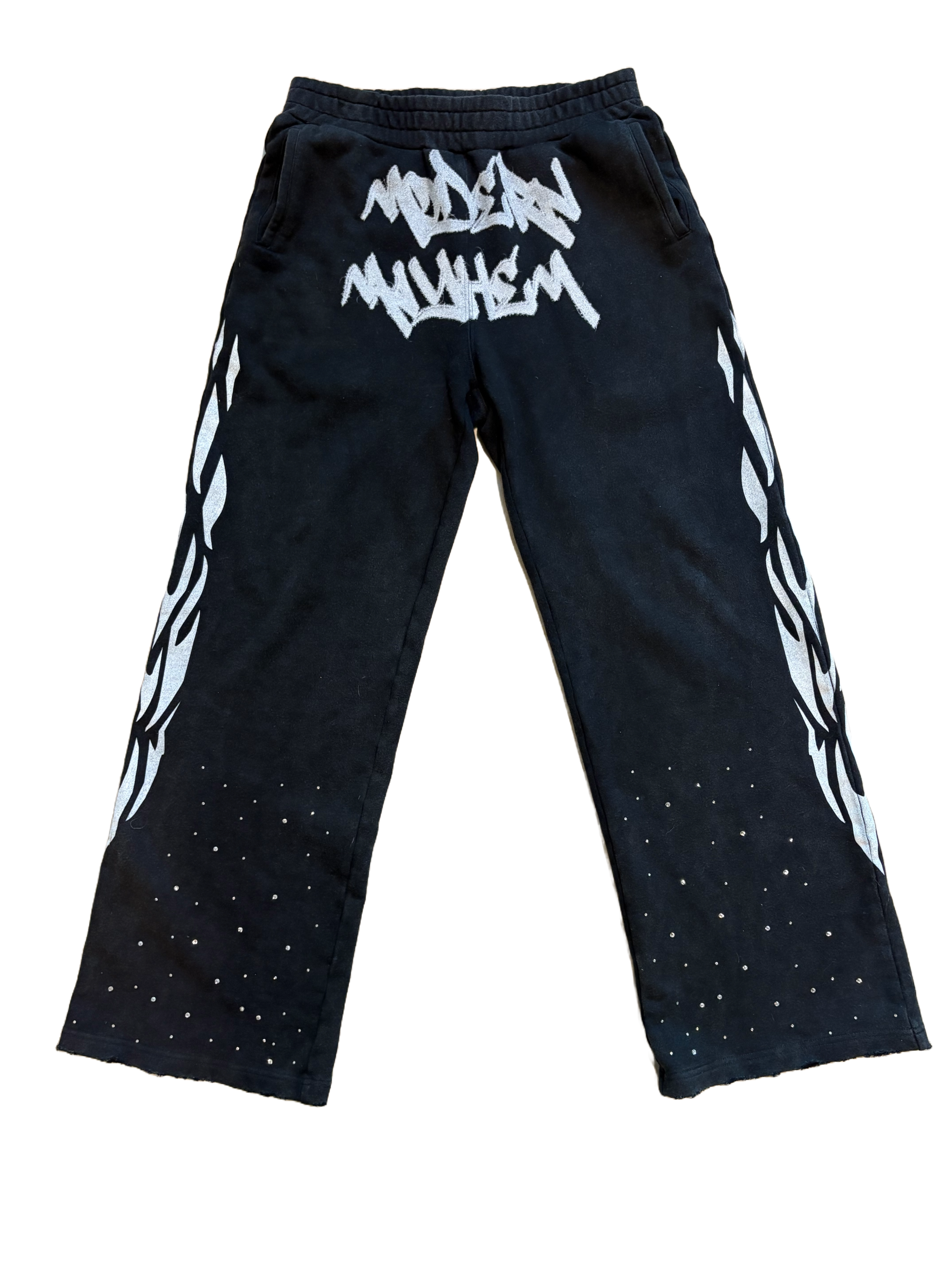"MM" FLARED SWEATS (BLACK)